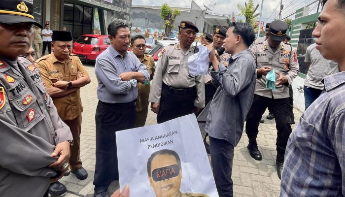 Gelar Aksi Jilid II, Formatur Desak Disdikbud Pamekasan Transparan Soal Beasiswa Santri dan Bantuan Siswa Miskin