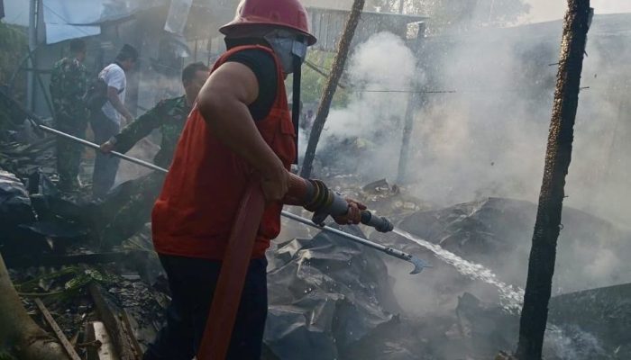 Pabrik Hasil Tembakau PR. Sultan Jaya di Pamekasan Terbakar, Kerugian Capai Rp1 Miliar