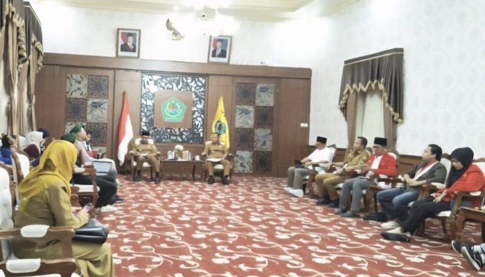 Bawa Isu Sektor Strategis Saat Audiensi, Cipayung Plus Optimis Bupati Pamekasan Bawa Kemajuan