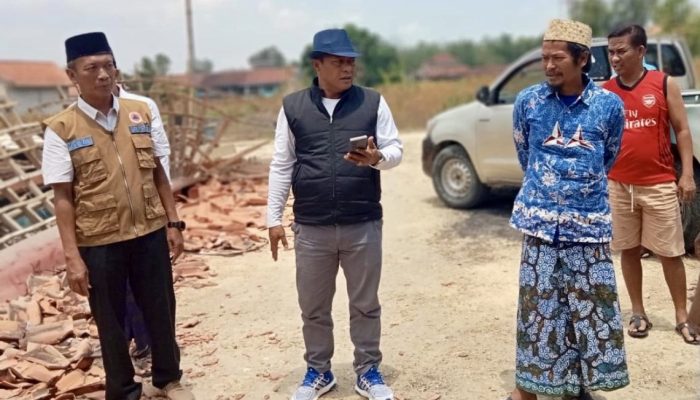 Gerak Cepat, Wabup Pamekasan Kunjungi Rumah Warga Korban Kebakaran di Desa Gro’om