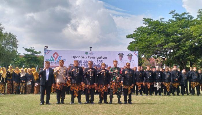 Pemkab Pamekasan Gunakan Bahasa Madura Halus dalam Upacara Peringati Hari Jadi ke-495
