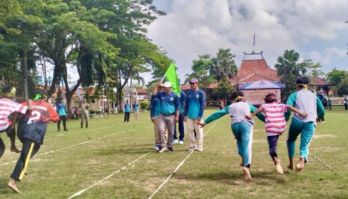 Gelaran Olahraga Tradisional Warnai Harjad ke-495 Pamekasan, Bupati: Upaya Lestarikan Budaya Lokal