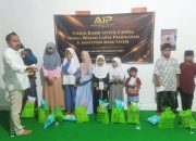 Penghujung Ramadhan, AJP Berbagi Kasih Pada 100 Anak Yatim