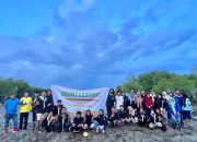 Peringati Hari Bumi, Mahapala Unira Gandeng Sispala Se-Pamekasan Tanam 500 Bibit Mangrove