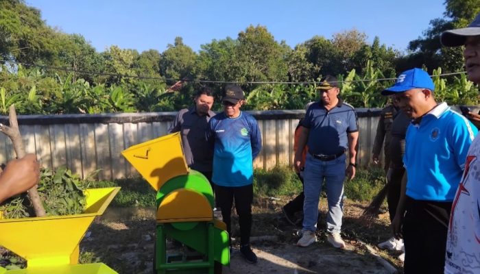 Kegiatan Jumat Bersih, Bupati Pamekasan : Kebersihan Lingkungan Perhatian Utama
