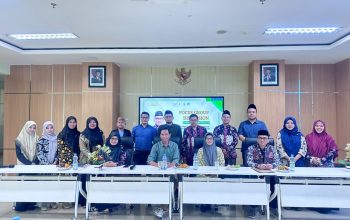 Melalui FGD, PBA UIN Madura Sukses Review Kurikulum Bersama Rosihan Aslihuddin