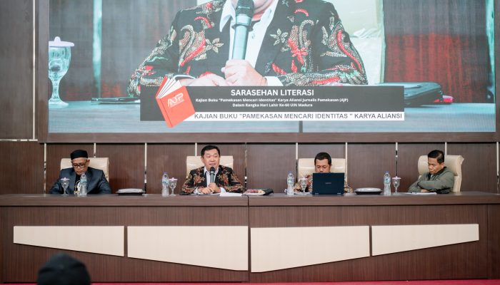 Berikut Pandangan 4 Narasumber dalam Kajian Buku Pamekasan Mencari Identitas