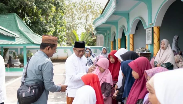 Sambut 10 Muharram, UIM Bagikan Santunan dan Doa untuk Anak Yatim di Astah Muassis
