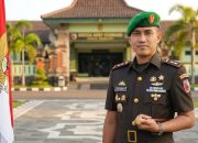 Bangkitkan Semangat Nasionalisme, Komandan Kodim Pamekasan Ajak Masyarakat Kibarkan Bendera Merah Putih