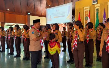 Wabup Pamekasan Lepas 36 Peserta Jambore Nasional ke Cibubur