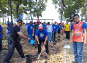 Demokrat Pamekasan Gelar Gerakan Langit Biru di Pantai Jumiang