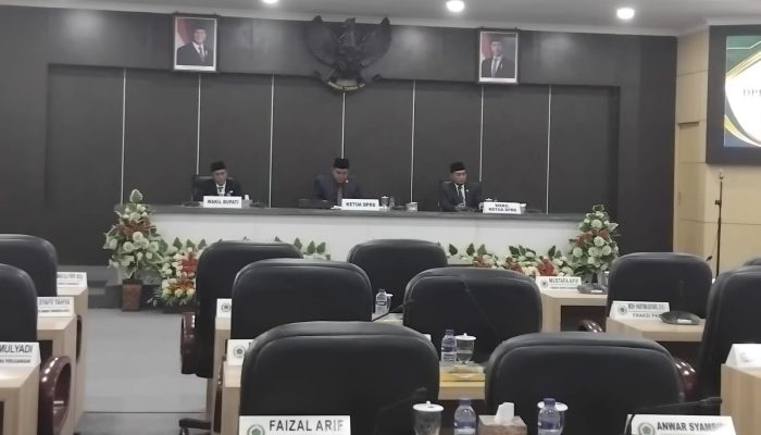 Paripurna Penetapan Raperda Pertanggungjawaban APBD 2025 Ditunda, Fraksi Demokrat Kompak Absen