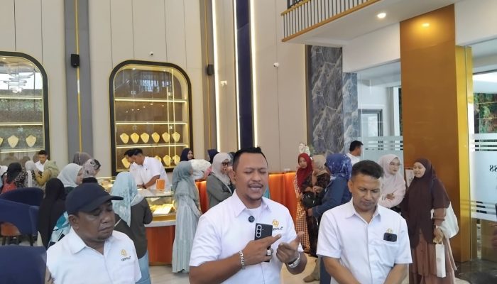 Disambut Antusias, Central 88 Gold and Jewellery Pamekasan: Beli Emas Sekaligus Sedekah untuk Yatim & Dhuafa