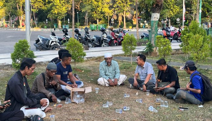 Jurnalis Pamekasan Gelar Doa Bersama untuk 5 Jurnalis dan 3 Kru Hilang di Anak Krakatau