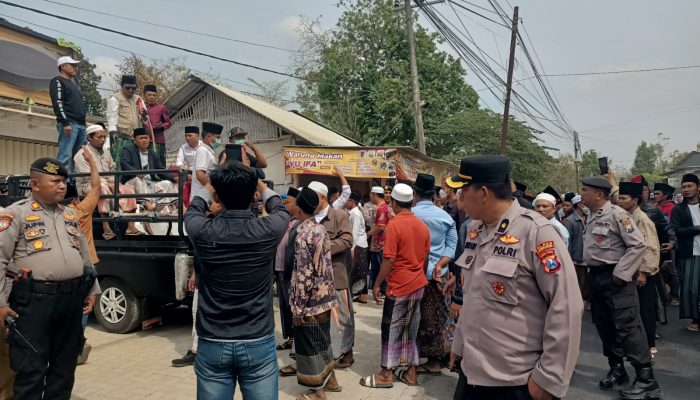 Tolak Ritel Modern, Warga Palengaan Pamekasan Geruduk Lokasi dan Nyaris Robohkan Bangunan