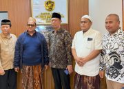 Bikin Haru, Haji Her Bagi Umrah Gratis Saat Resmikan Cabang PT Imawa di Jembrana Bali